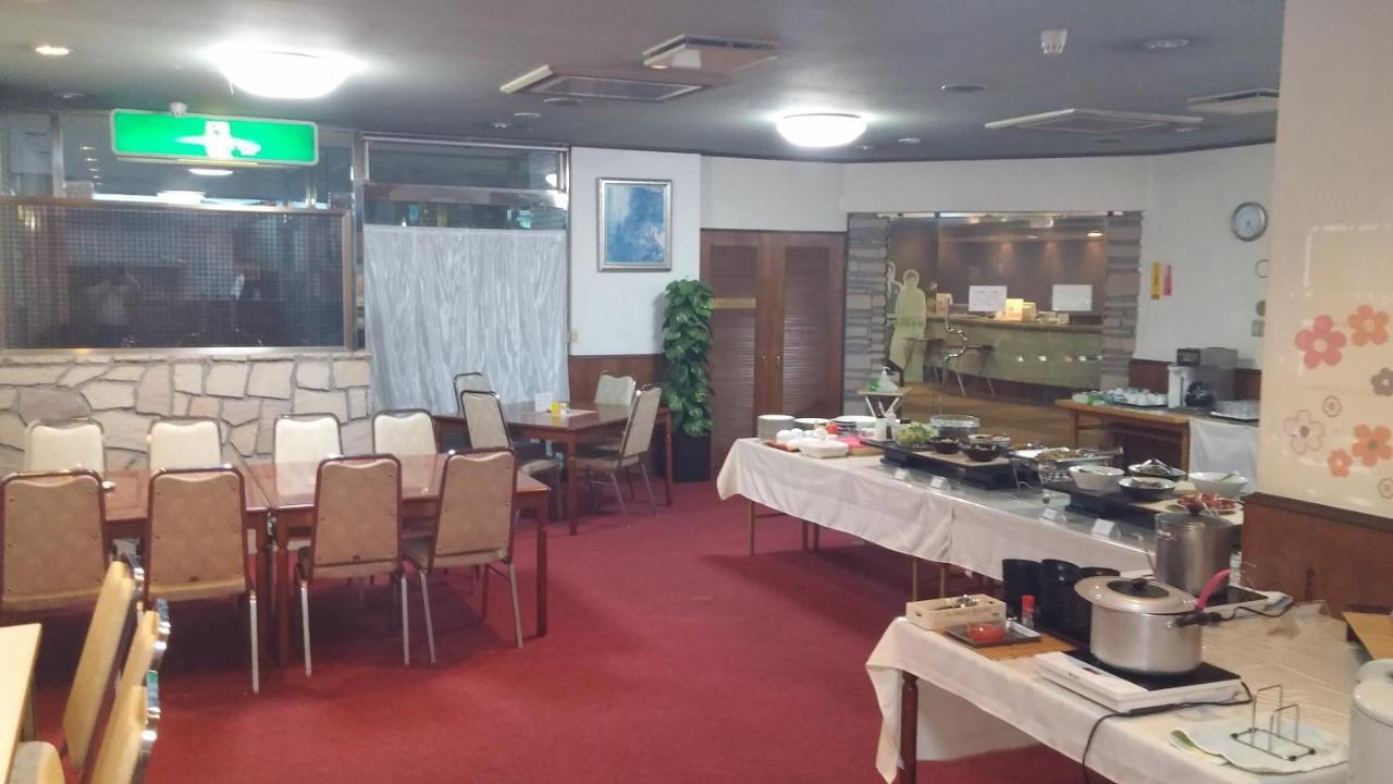 Hotel Crown Hills فوجينوميا المظهر الخارجي الصورة